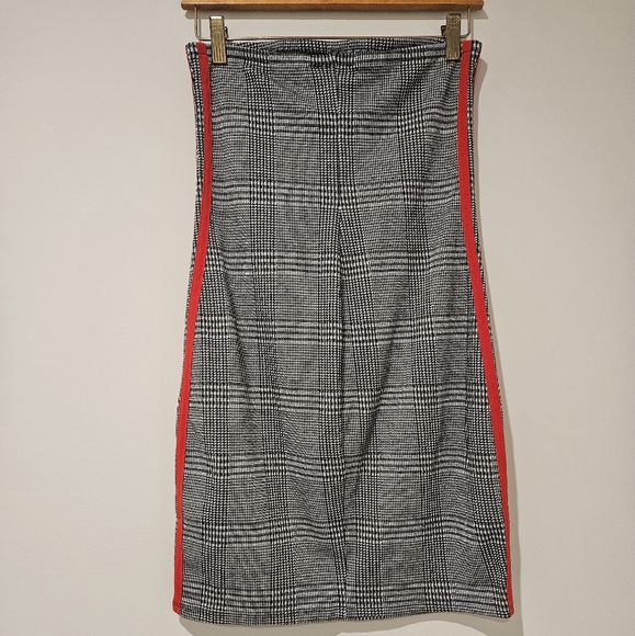 Express Plaid Tube Mini Dress With Red Stripes, Size Small, Black, White And Red - Picture 3 of 4